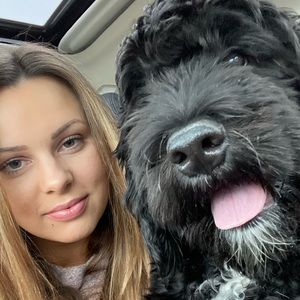 Meet your Posher, Angela